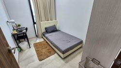 Simsville (D14), Condominium #555885401